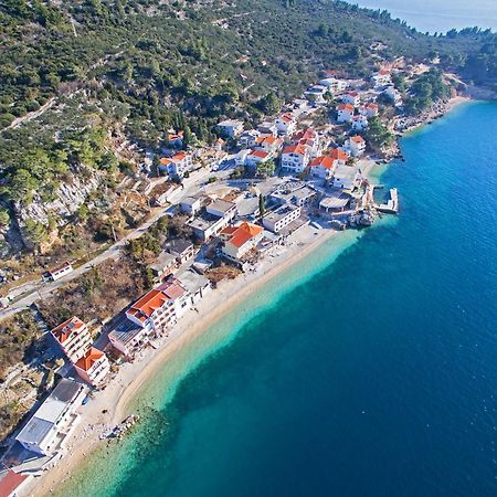 Vila Mila Mare ドラスニセ エクステリア 写真